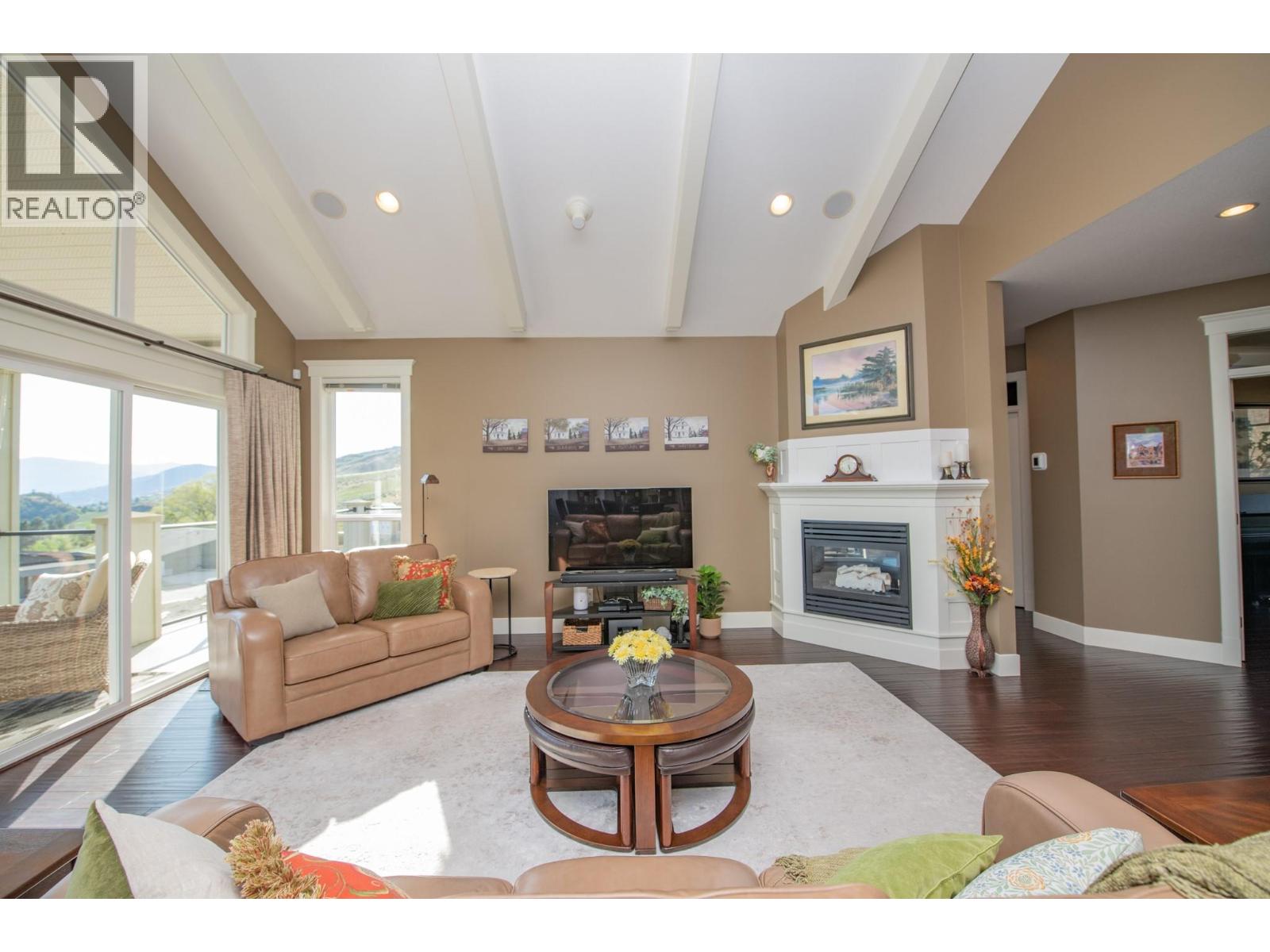 4300 Camelback Way, Vernon