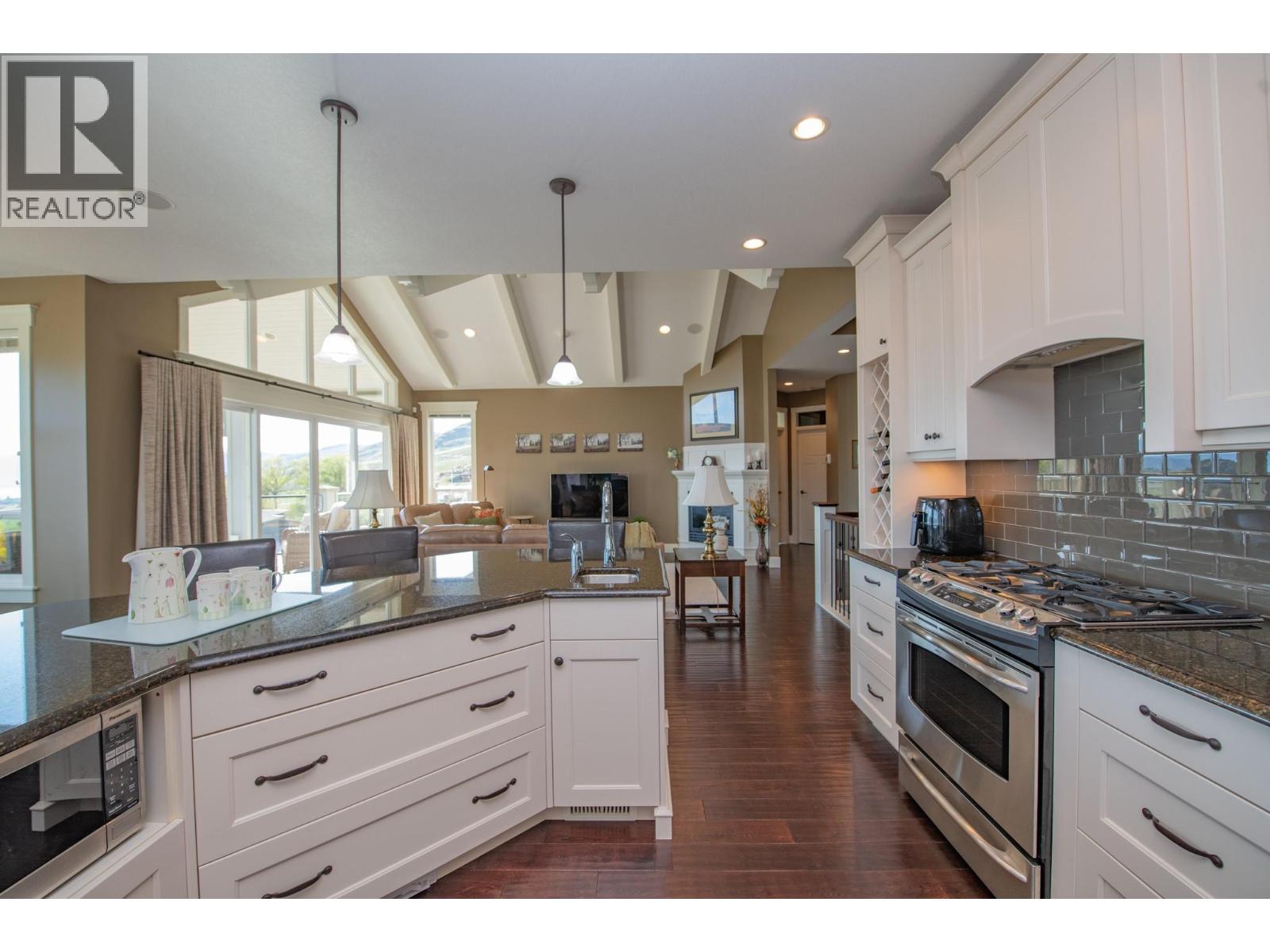 4300 Camelback Way, Vernon