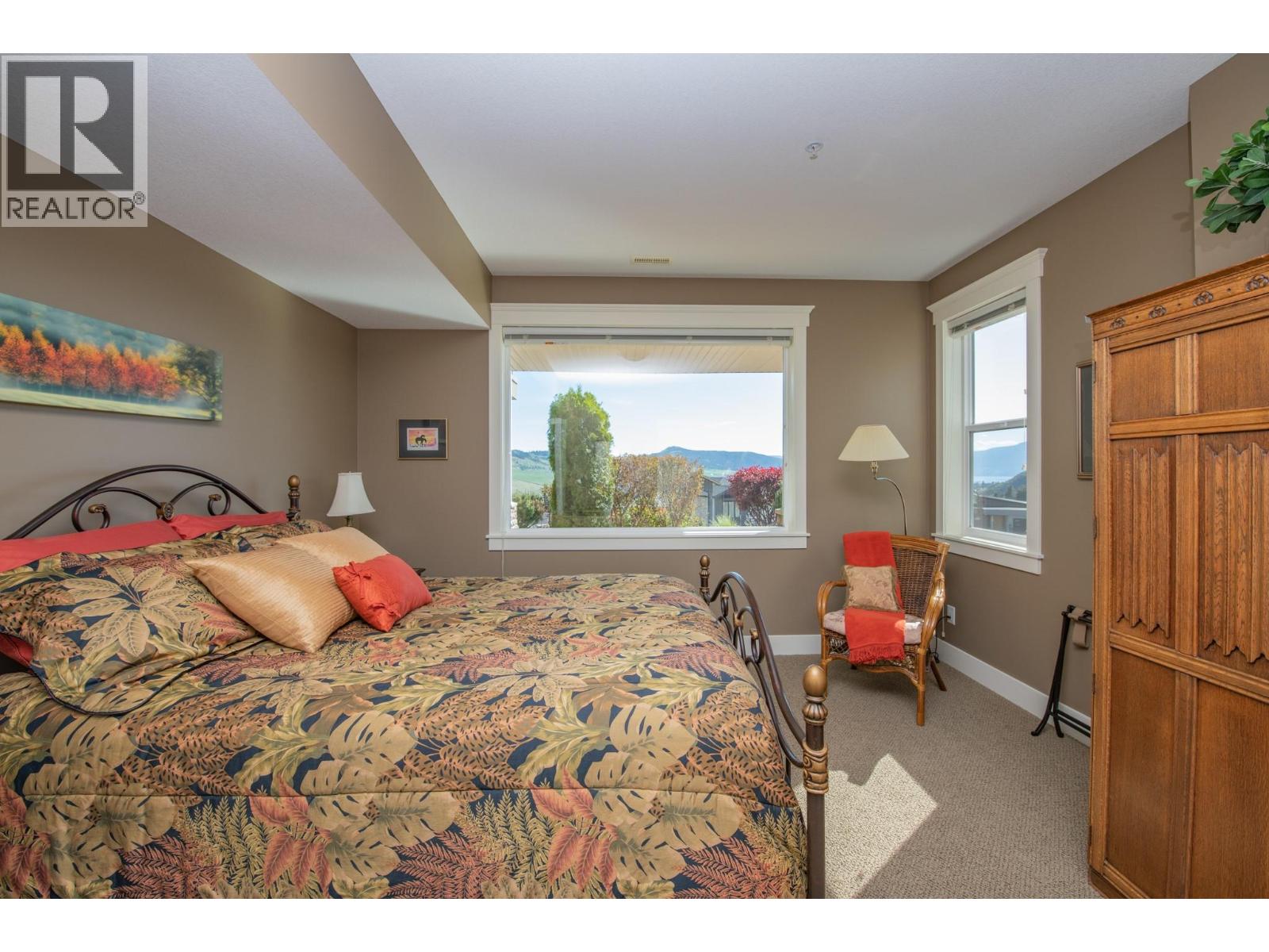 4300 Camelback Way, Vernon