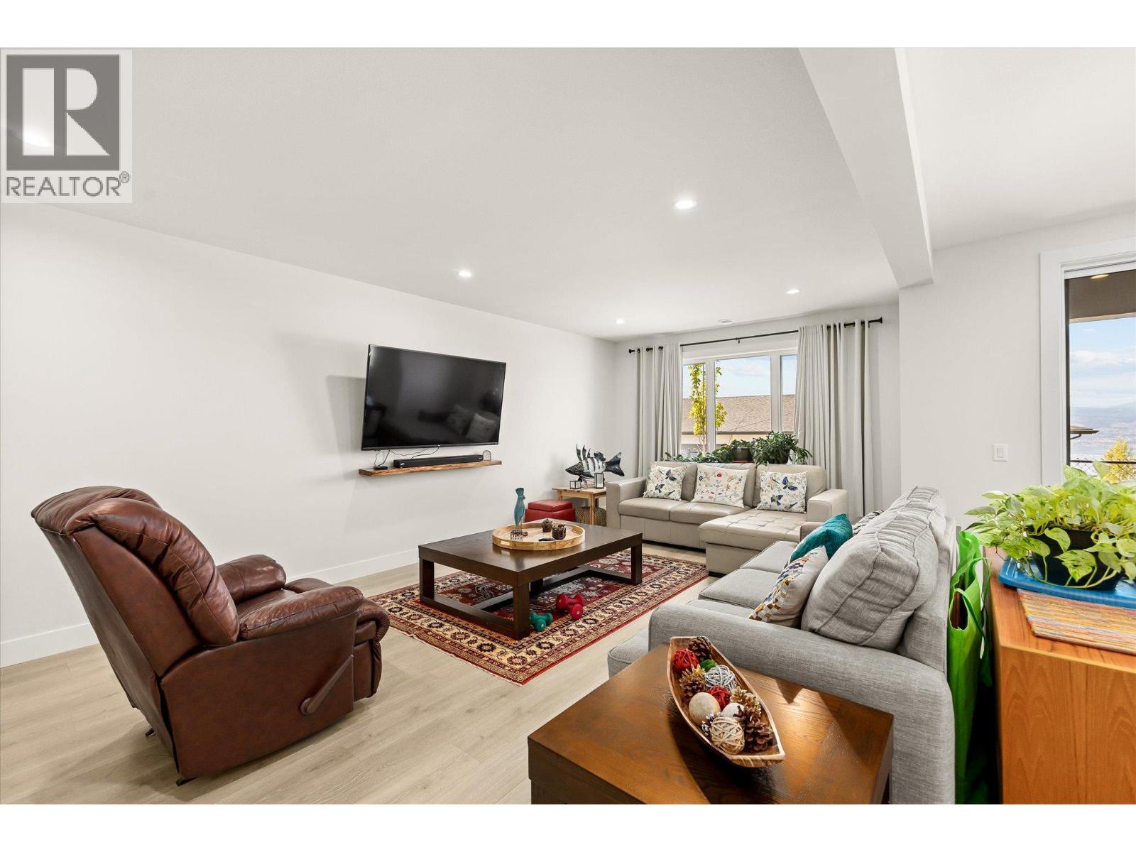 #13 796 Kuipers Crescent - 50