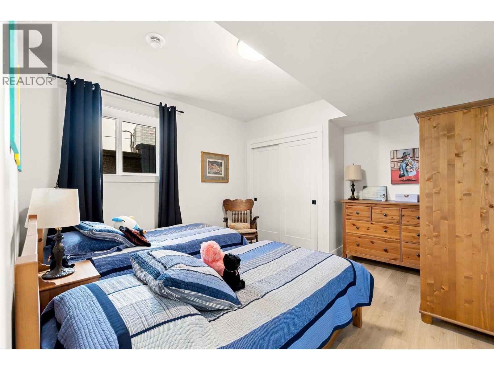 #13 796 Kuipers Crescent - 65