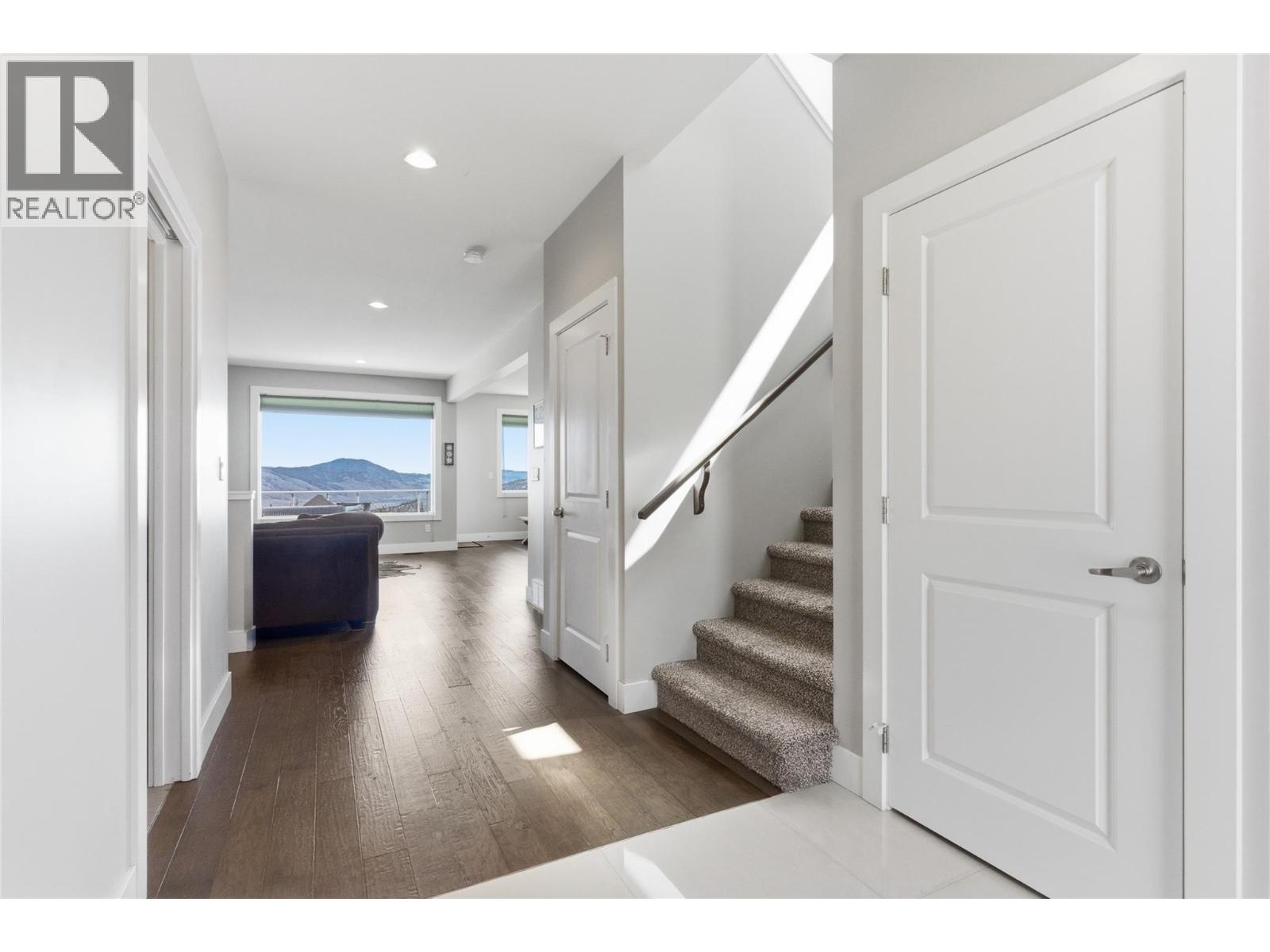 2244 Crosshill Drive - 18