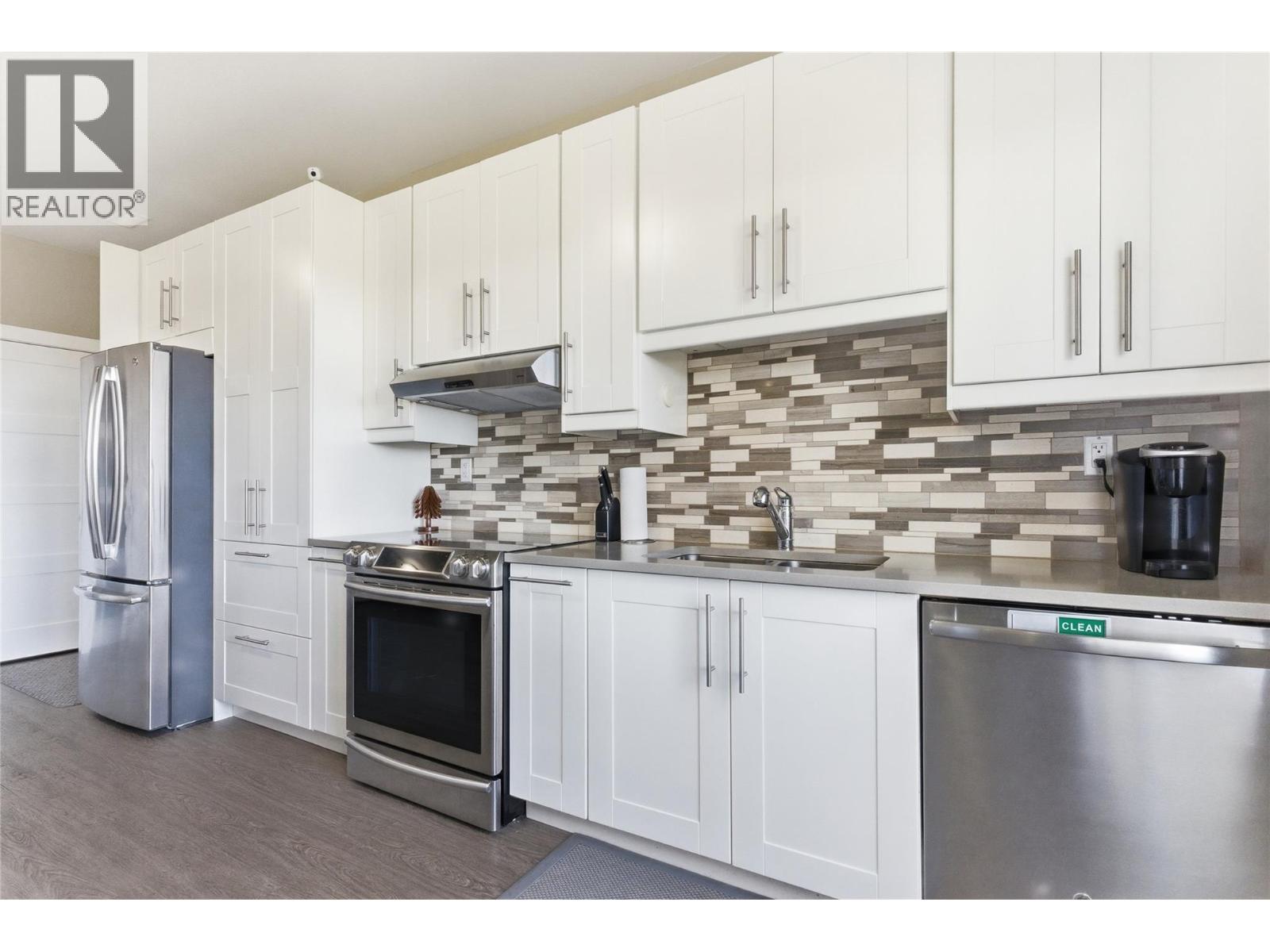 2244 Crosshill Drive - 4