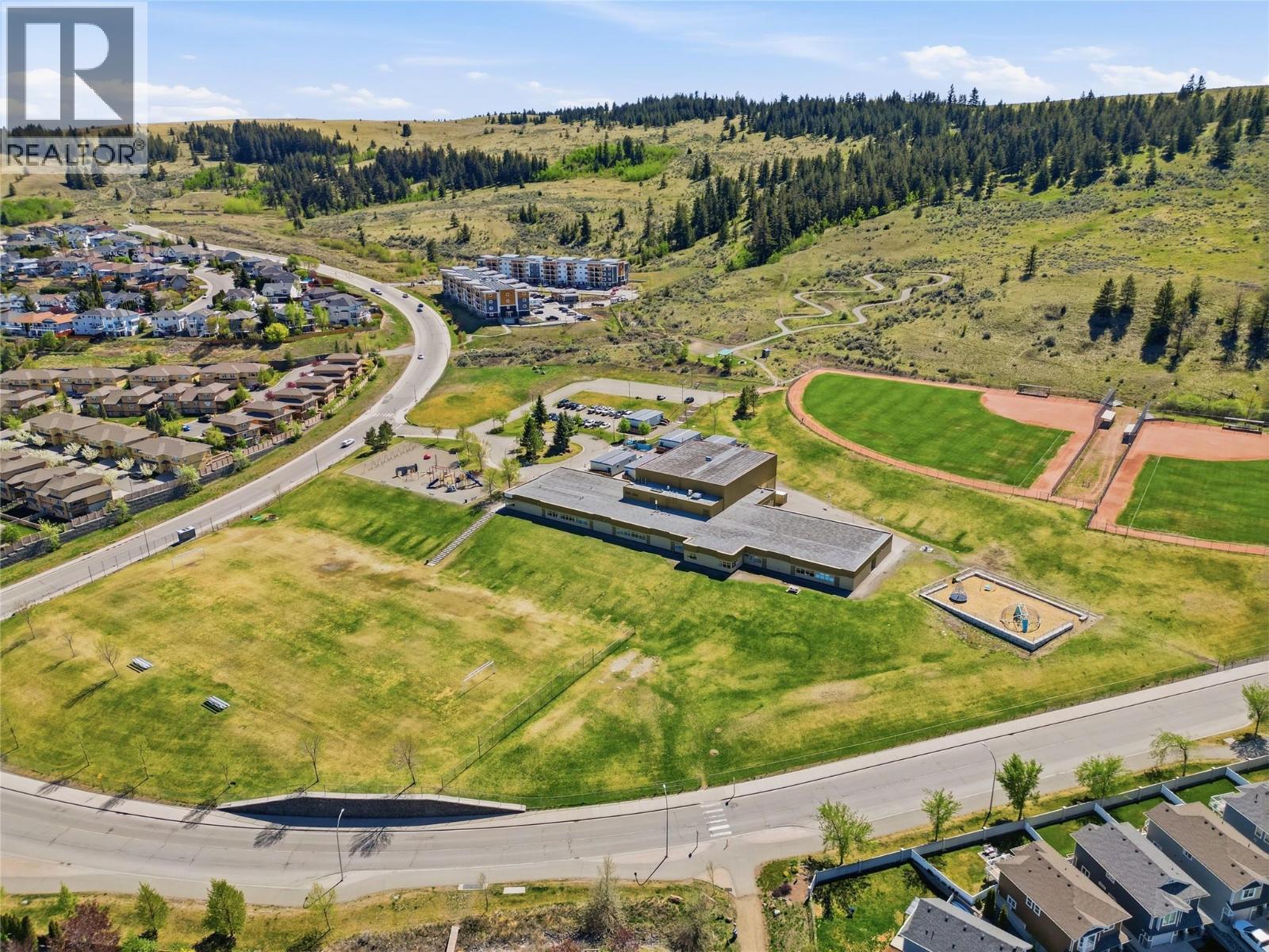 2244 Crosshill Drive - 48