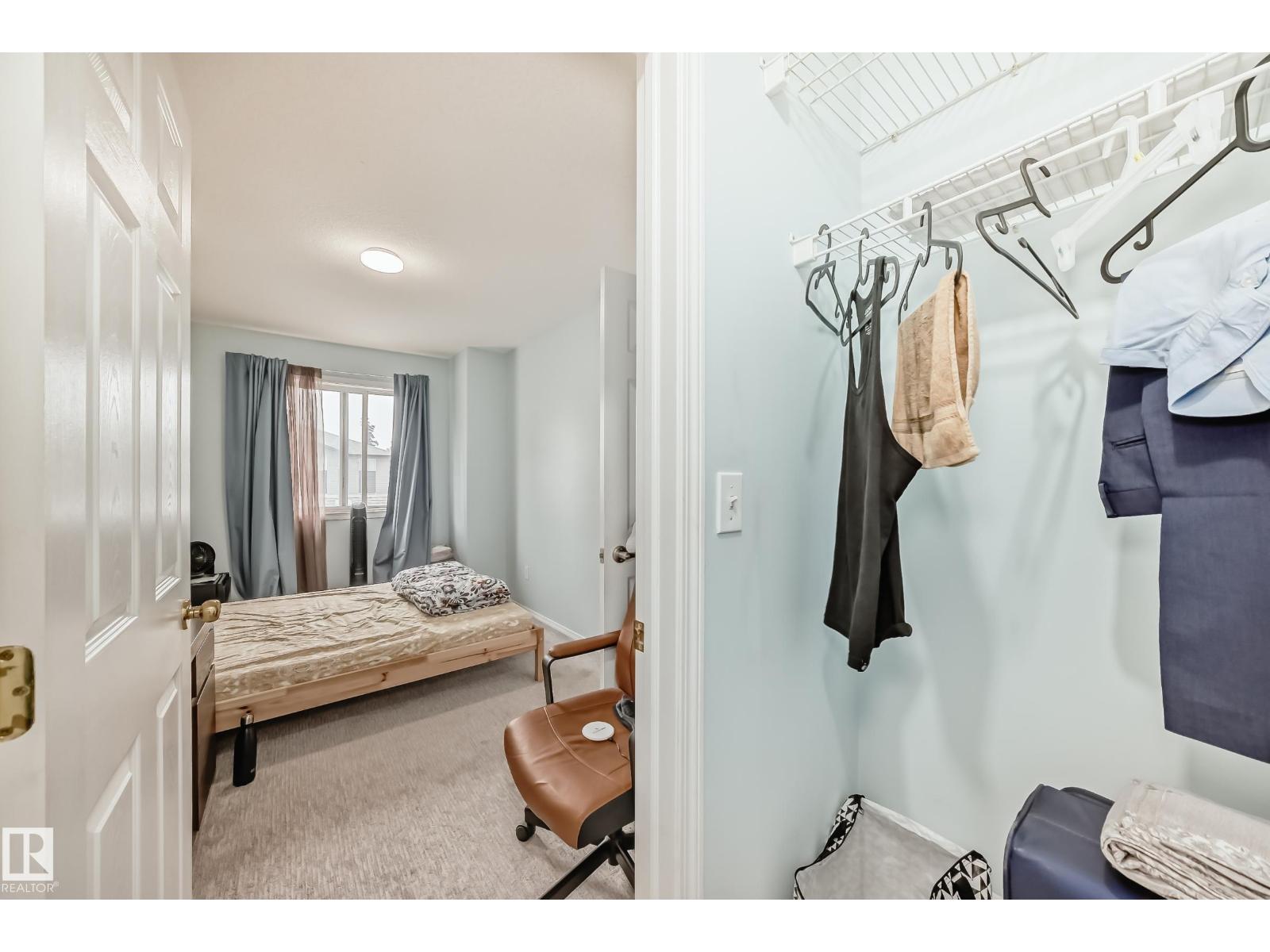 10711A 95 ST NW, Edmonton