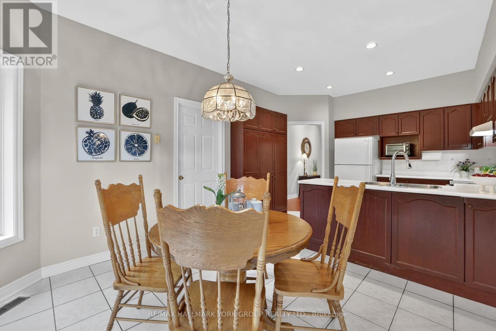 801 SURIN COURT - 16