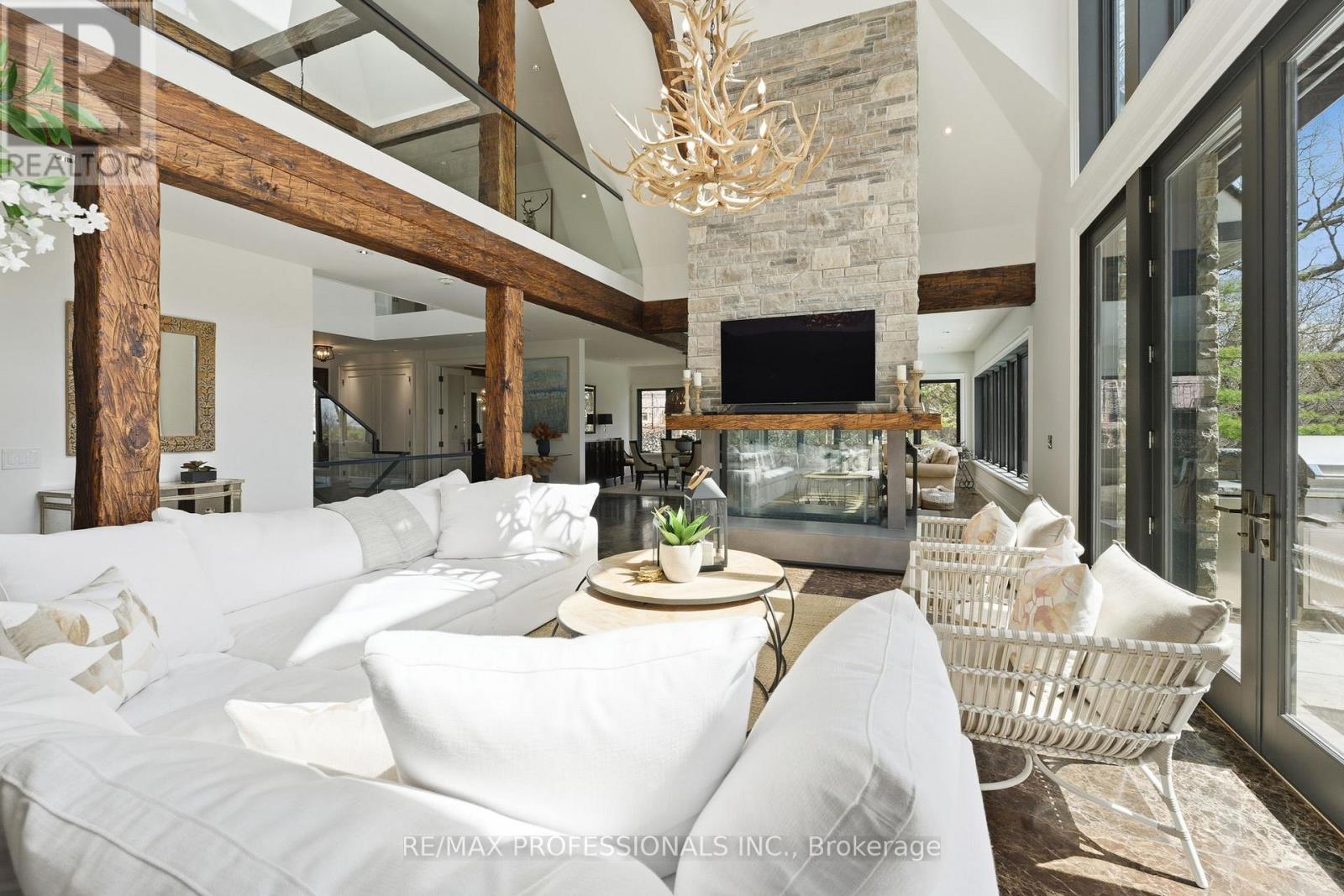 23 RIVERSIDE CRESCENT - 3