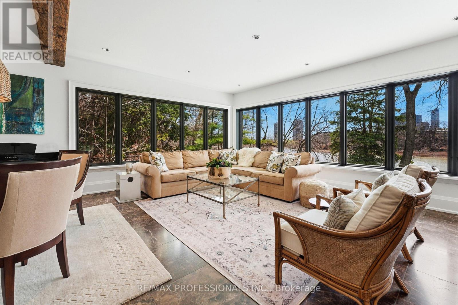 23 RIVERSIDE CRESCENT - 4