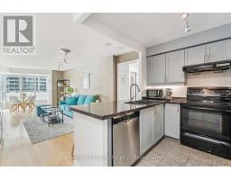 Bathroom - 605 - 2111 Lake Shore Boulevard W, Toronto, ON M8V4B2 Photo 7