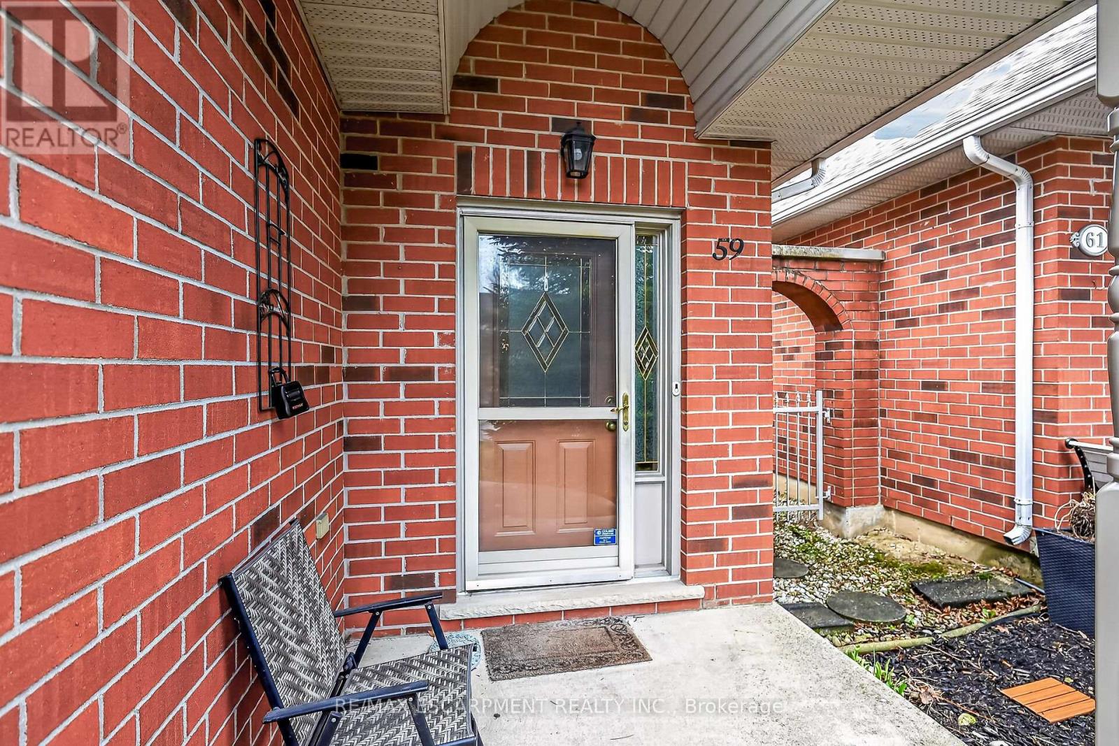 59 RIVEROAKS DRIVE - 2