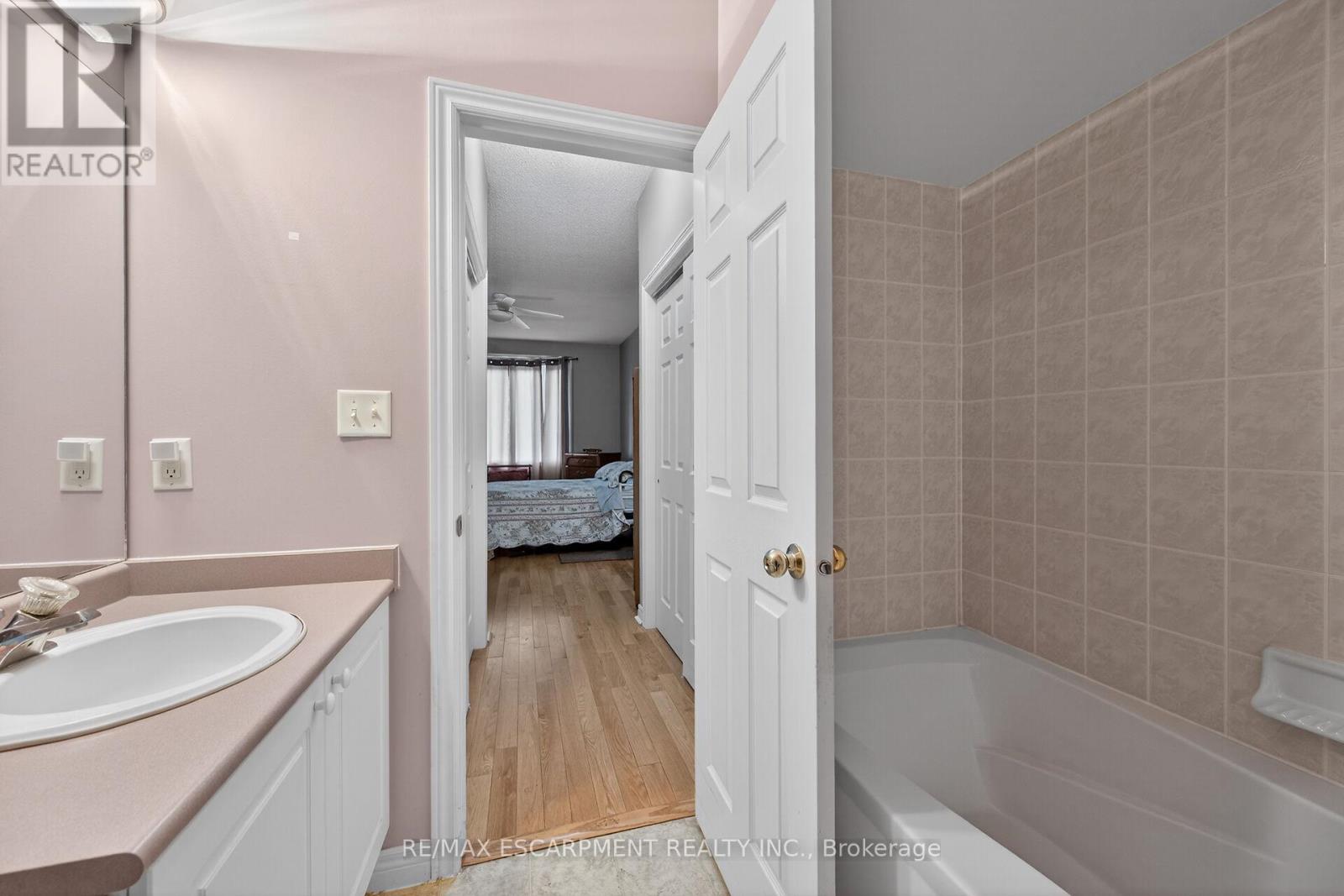 59 RIVEROAKS DRIVE - 20