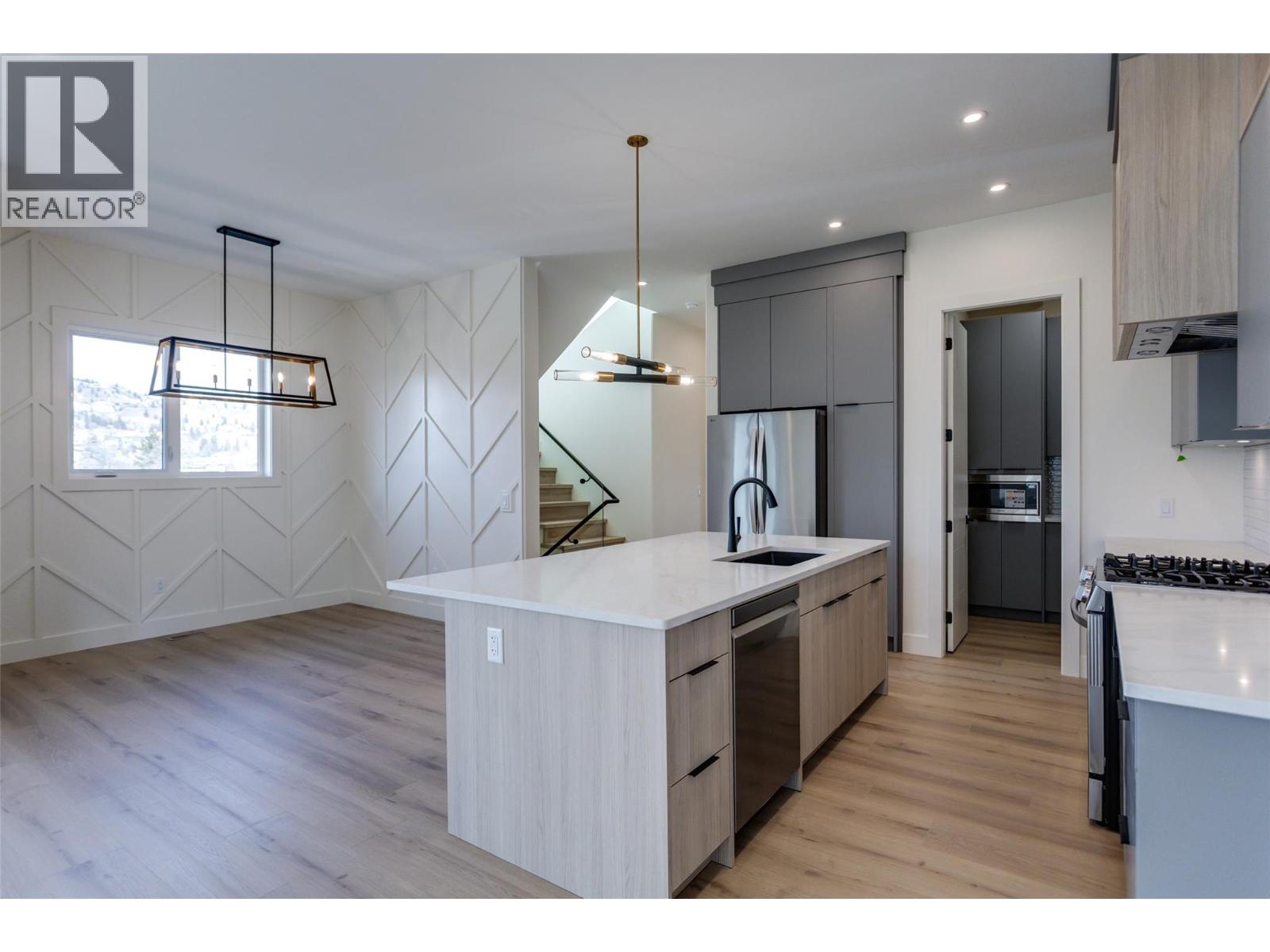 970 Lawson Avenue Unit# 4, Kelowna