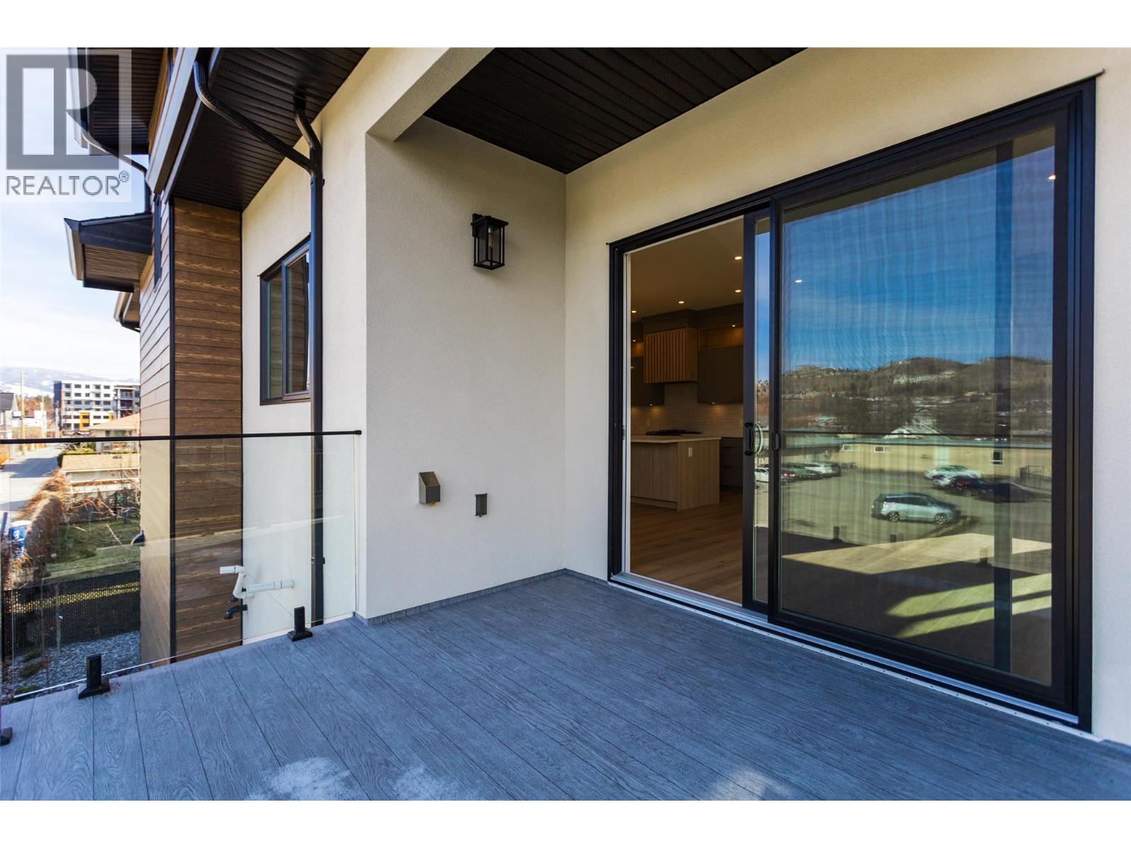 970 Lawson Avenue Unit# 4, Kelowna