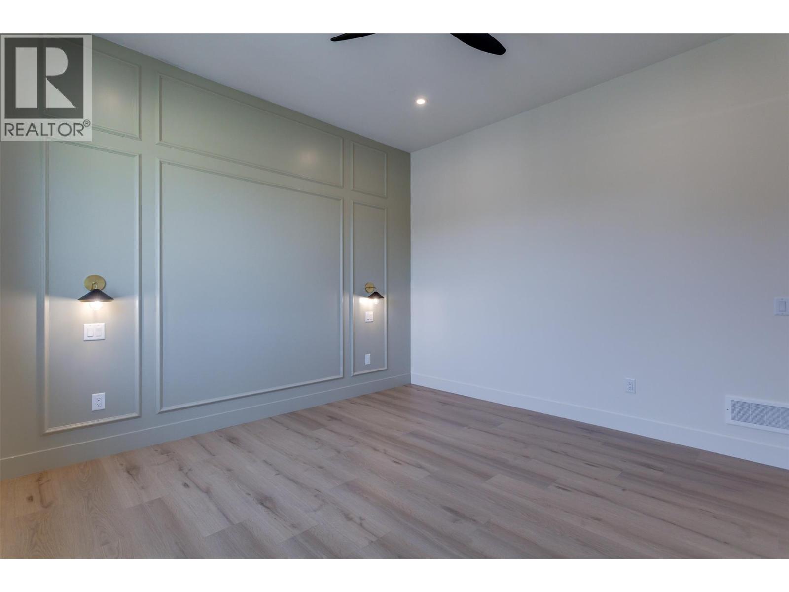970 Lawson Avenue Unit# 4, Kelowna