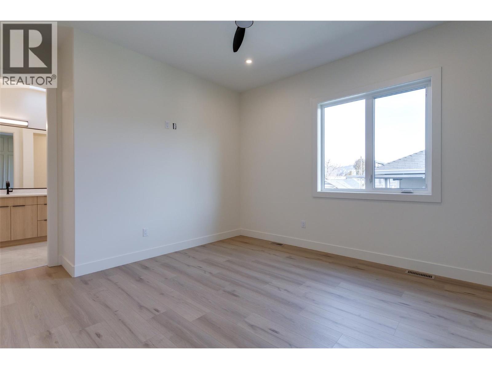 970 Lawson Avenue Unit# 4, Kelowna