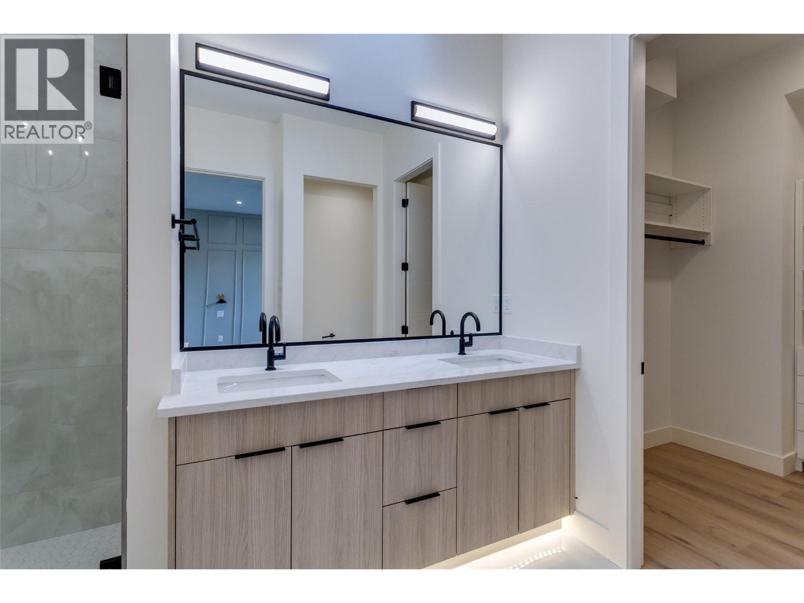 970 Lawson Avenue Unit# 4, Kelowna