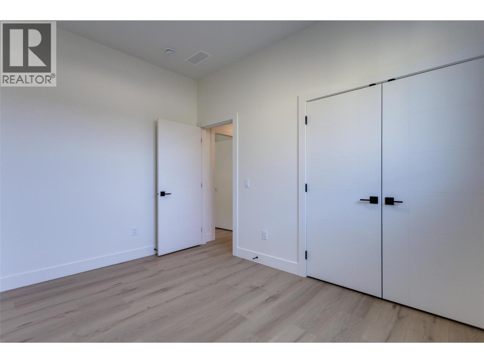 970 Lawson Avenue Unit# 4, Kelowna