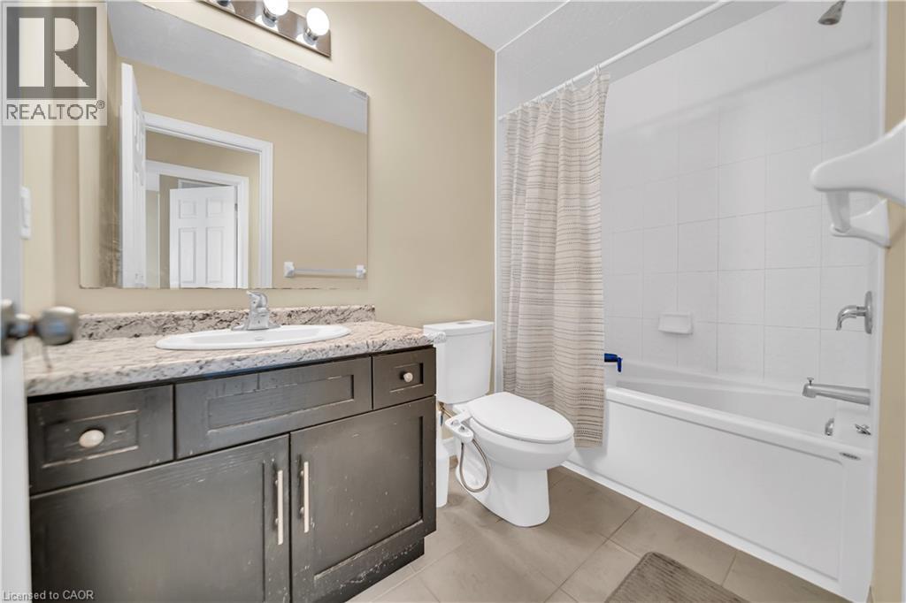 #G2 70 WILLOWRUN Drive - 24