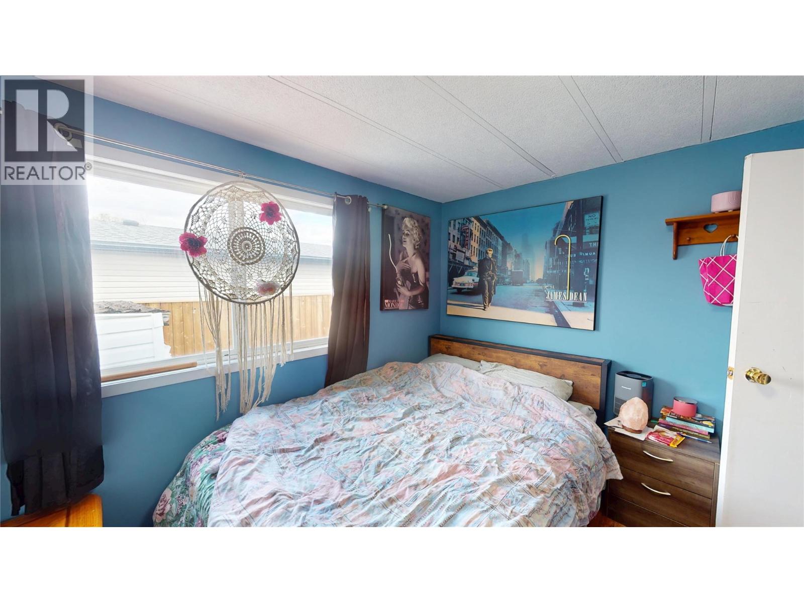 1800 Kokanee Crescent N - 19