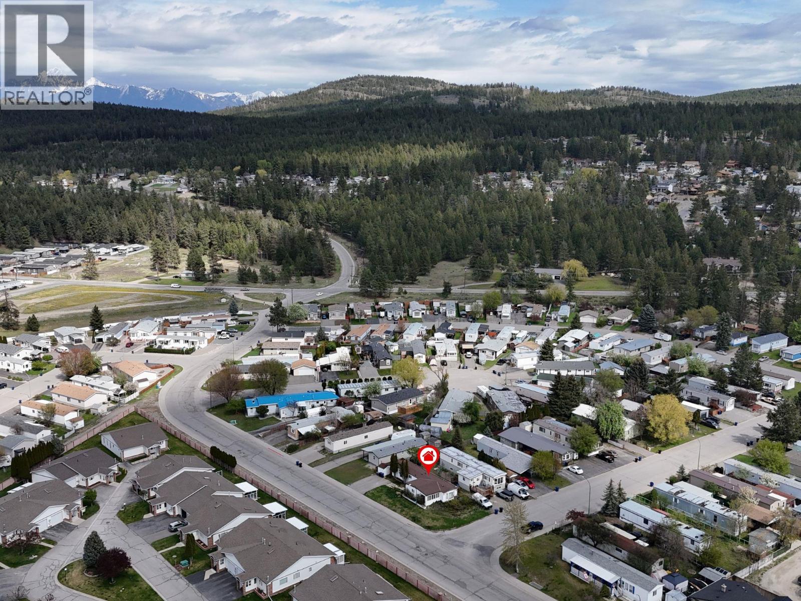 1800 Kokanee Crescent N - 6