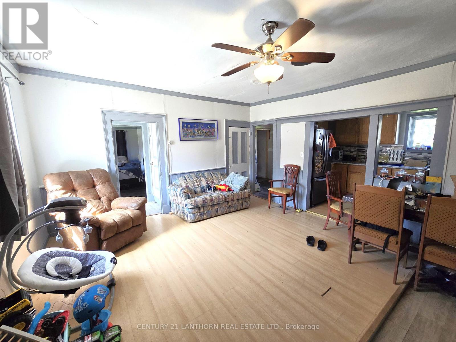 476 SMITH ROAD - 16