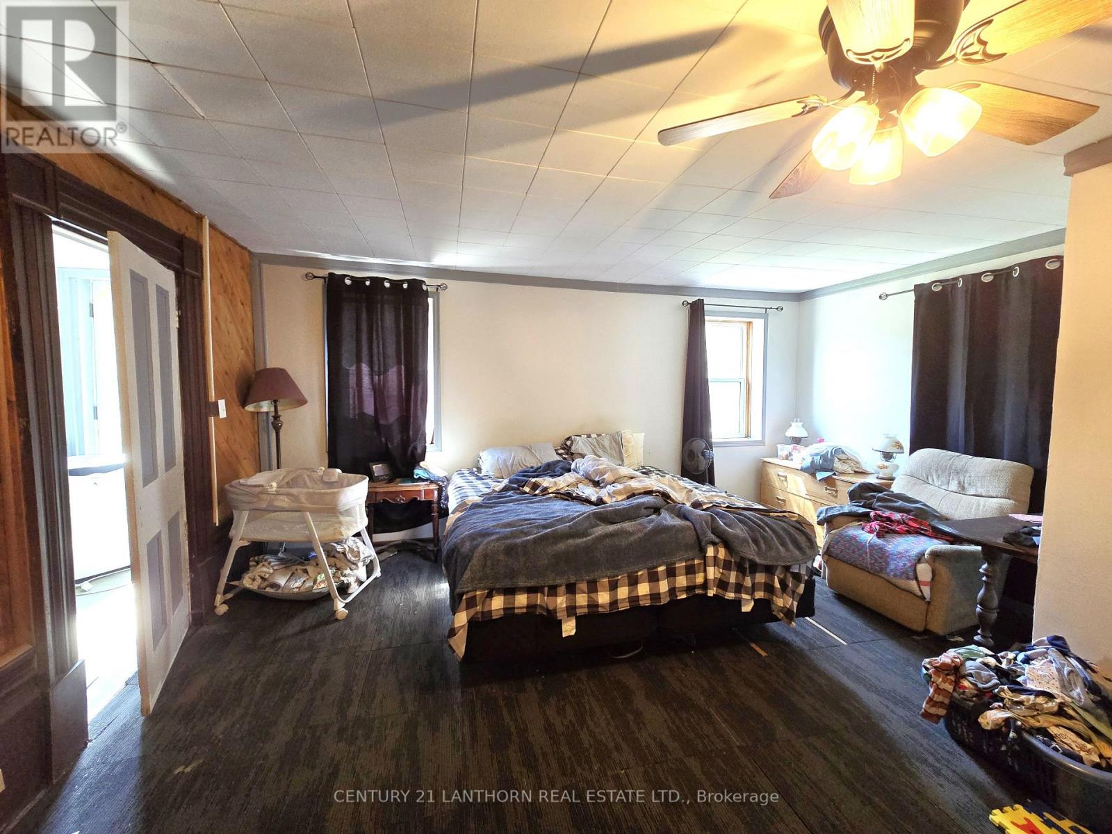 476 SMITH ROAD - 20