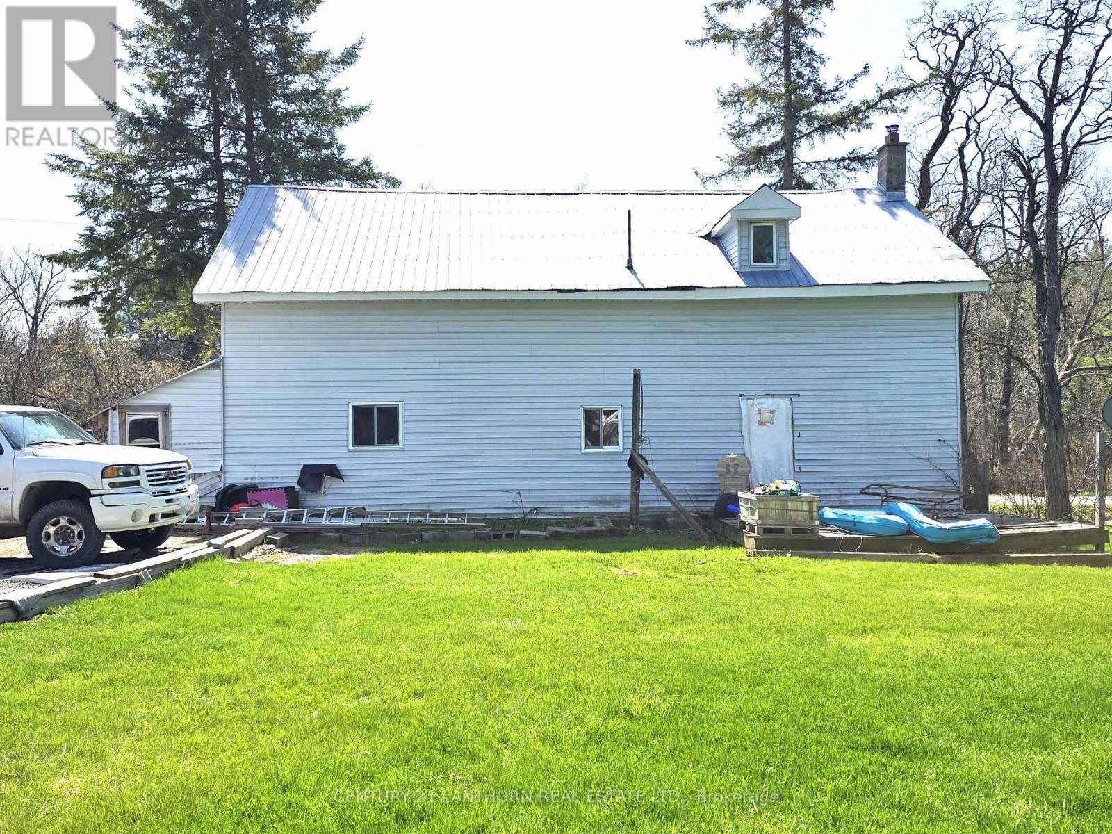 476 SMITH ROAD - 9