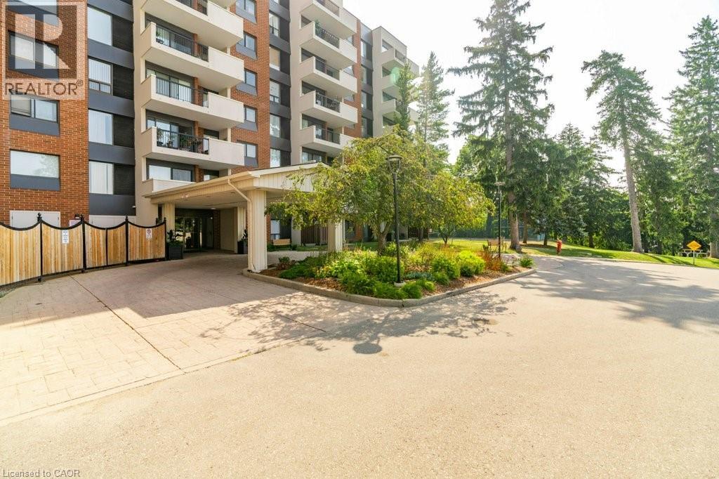 260 SHELDON Avenue N Unit# 403, Kitchener, Ontario, N2H6P2 — Photo 3