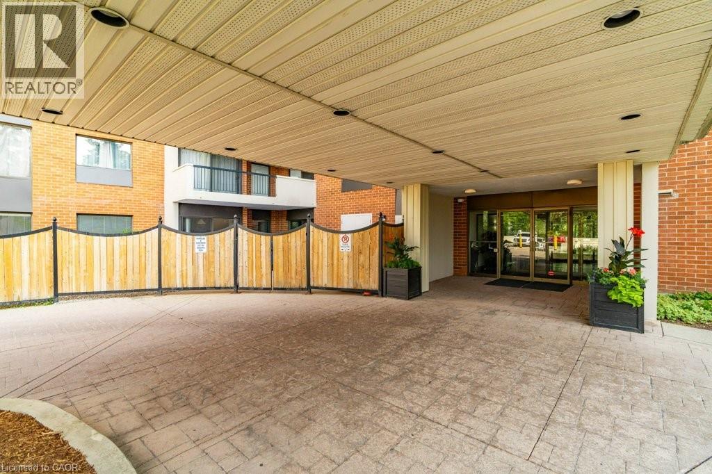 260 SHELDON Avenue N Unit# 403, Kitchener, Ontario, N2H6P2 — Photo 5