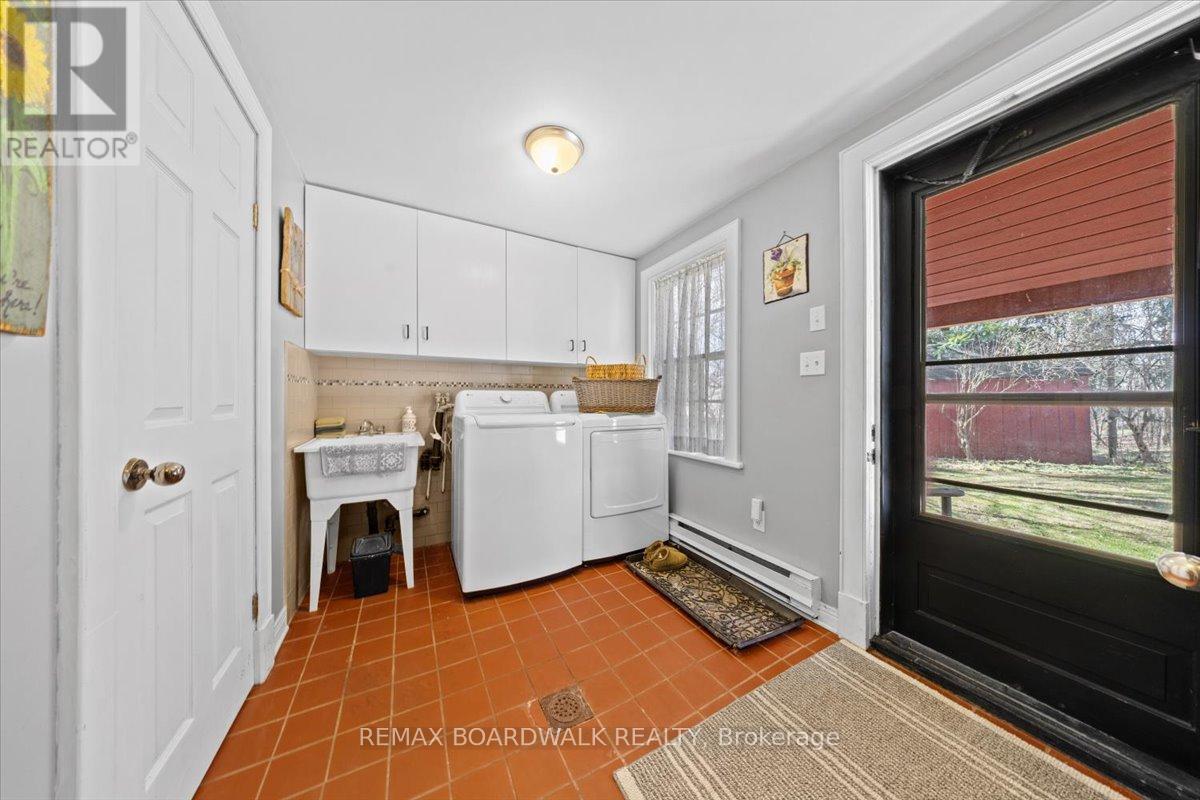 105 PURDONS BAY ROAD - 33