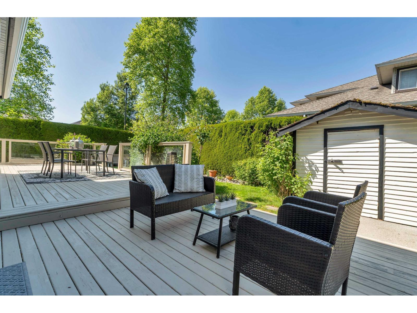 4 Bed, 3 Bath House for Sale in Surrey – 18811 65 AVENUE, Surrey – MLS# R3120713 - Image 31