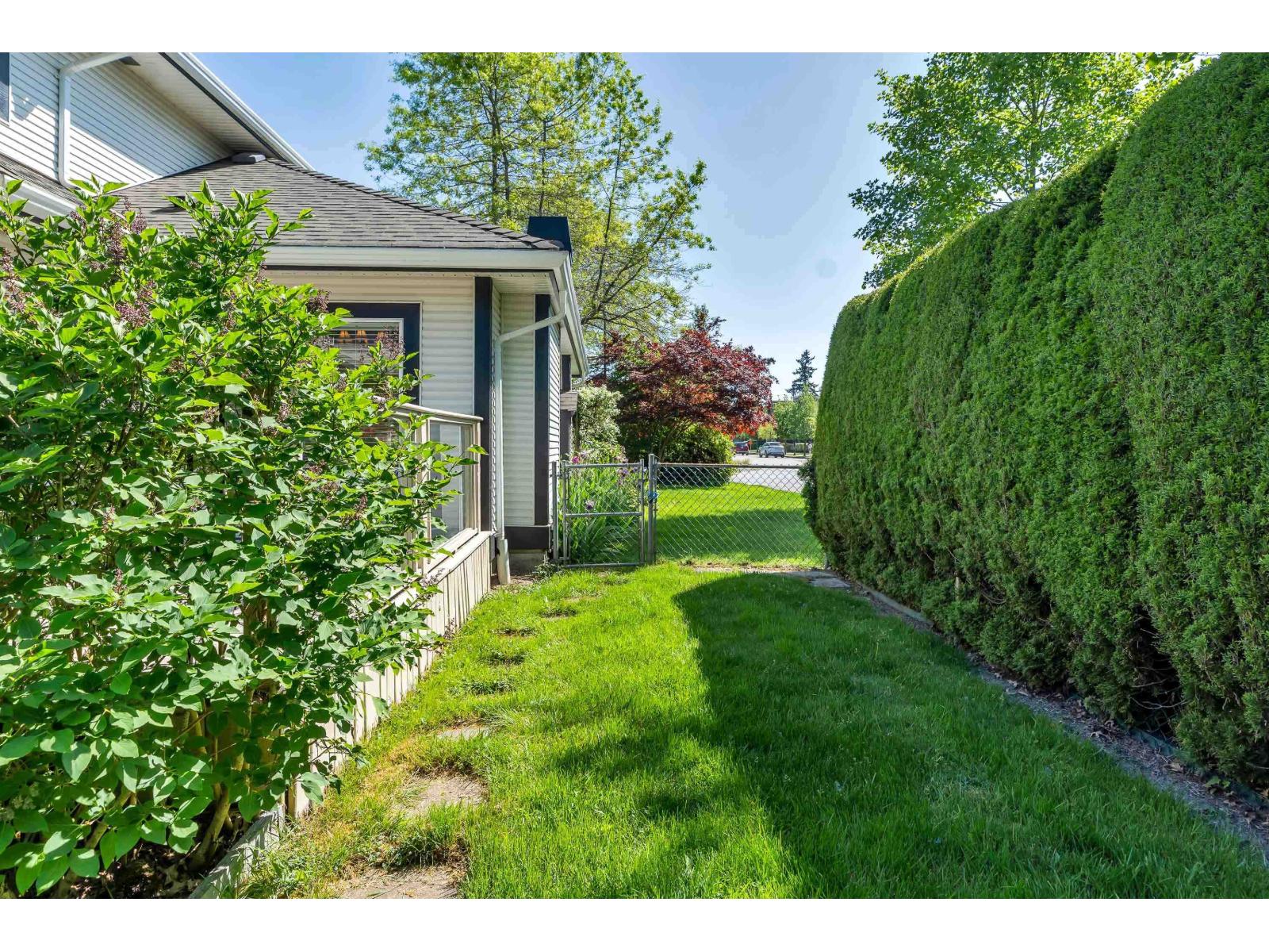 4 Bed, 3 Bath House for Sale in Surrey – 18811 65 AVENUE, Surrey – MLS# R3120713 - Image 39