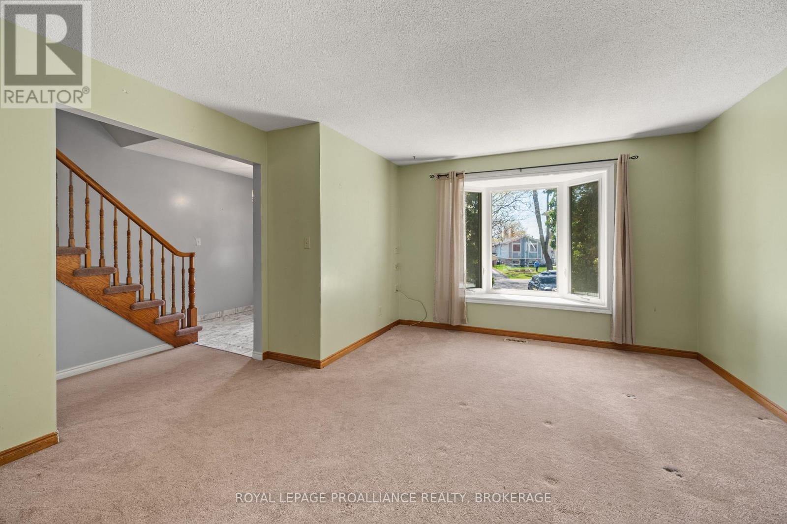 139 DAUPHIN AVENUE - 10