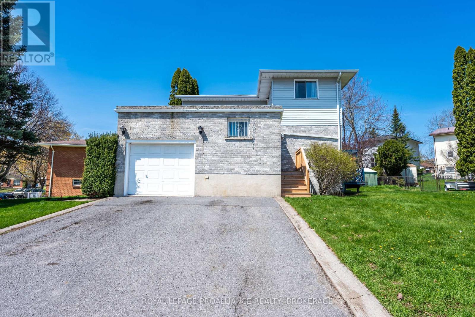 139 DAUPHIN AVENUE - Image 3