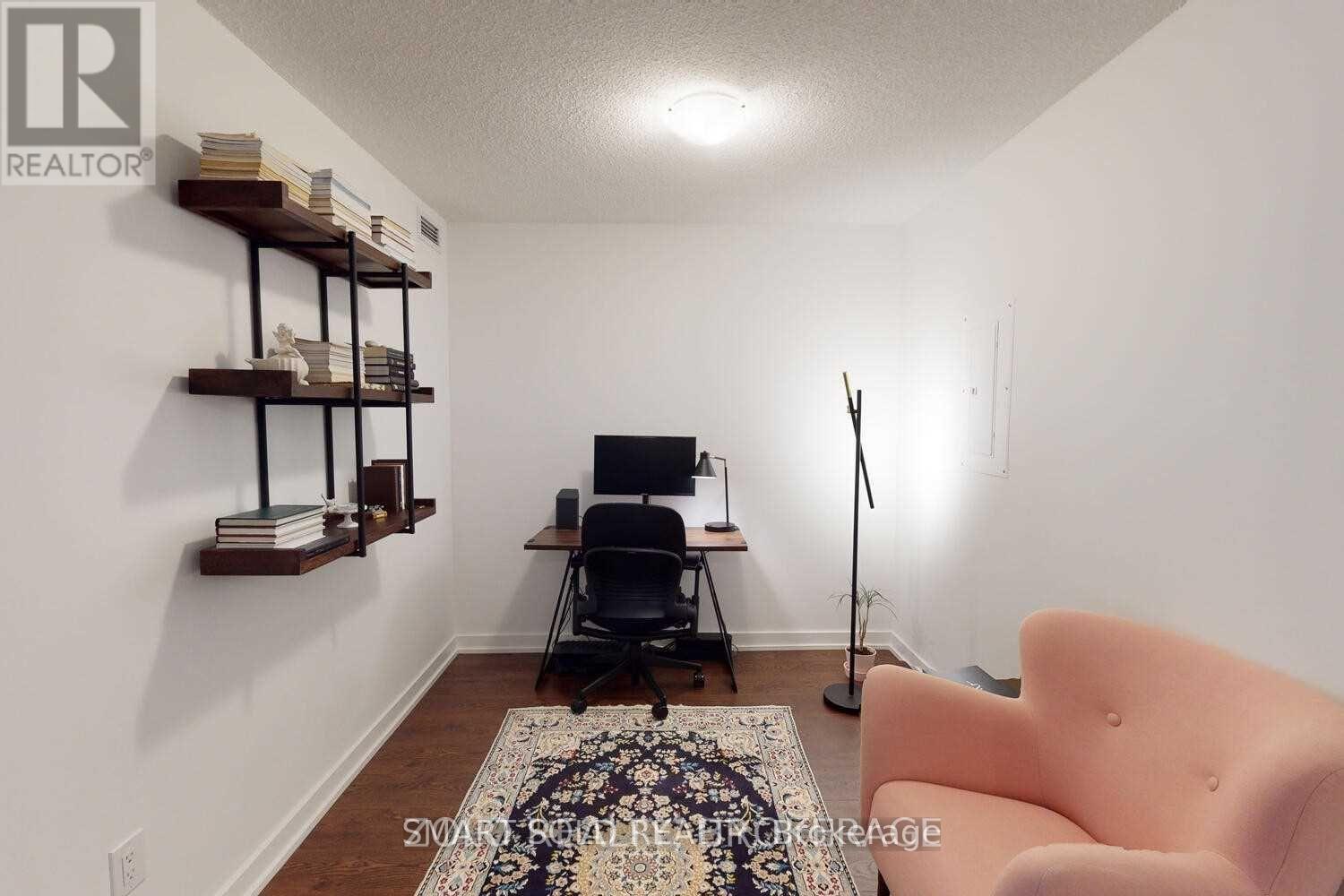 #510 121 MCMAHON DRIVE - 10