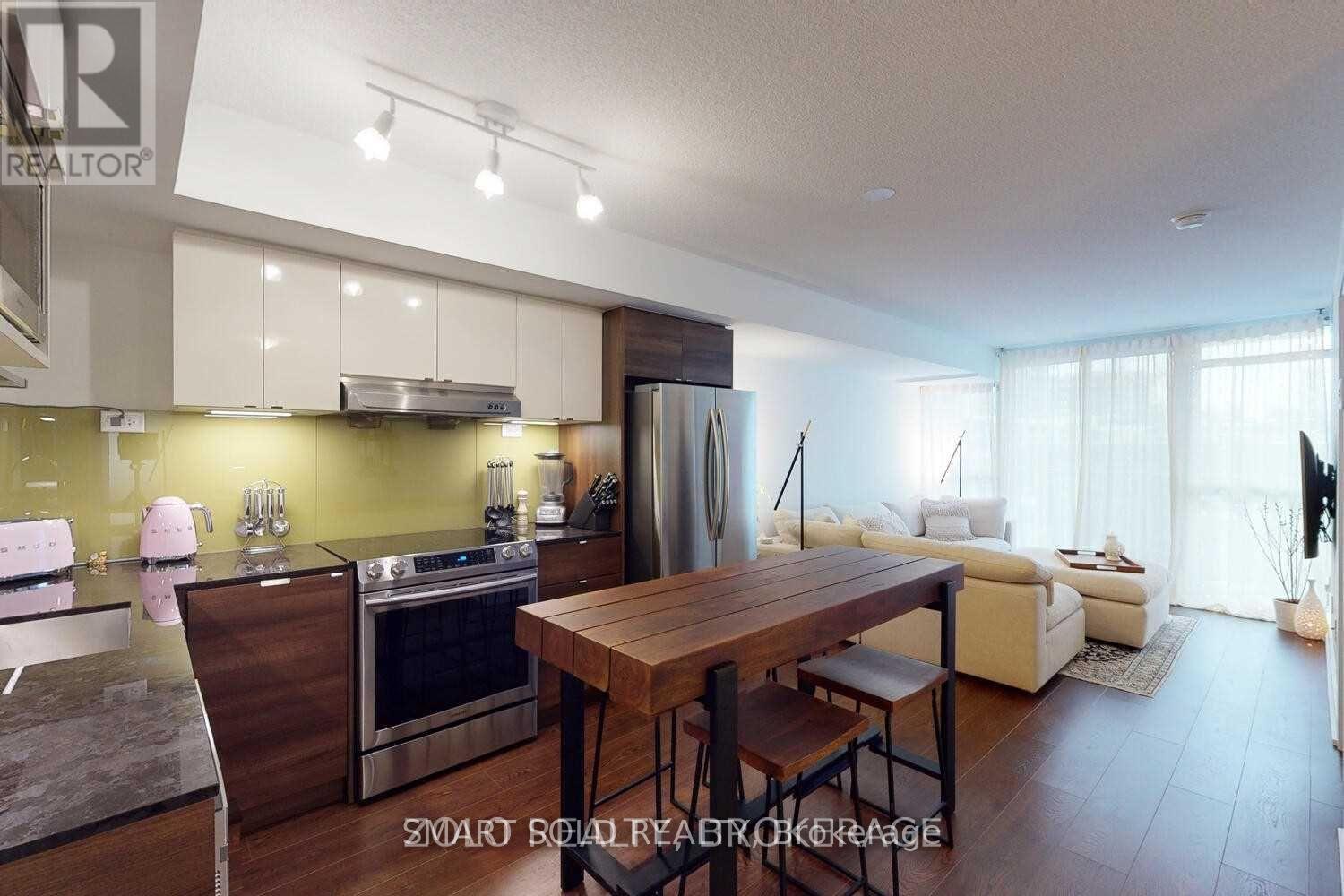 #510 121 MCMAHON DRIVE - 2