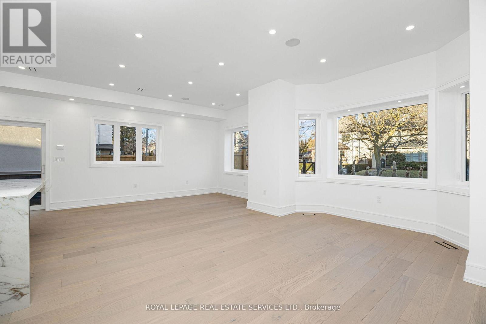 1352 MOUNT PLEASANT ROAD - 10