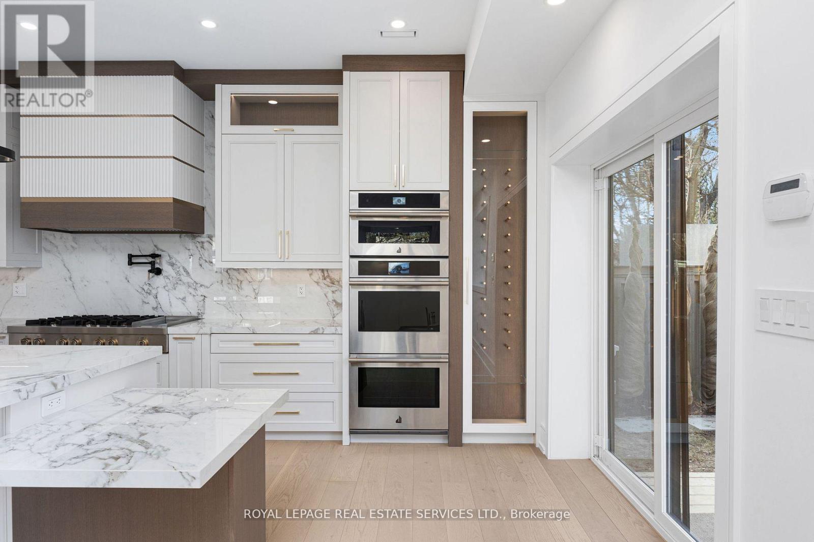 1352 MOUNT PLEASANT ROAD - 14