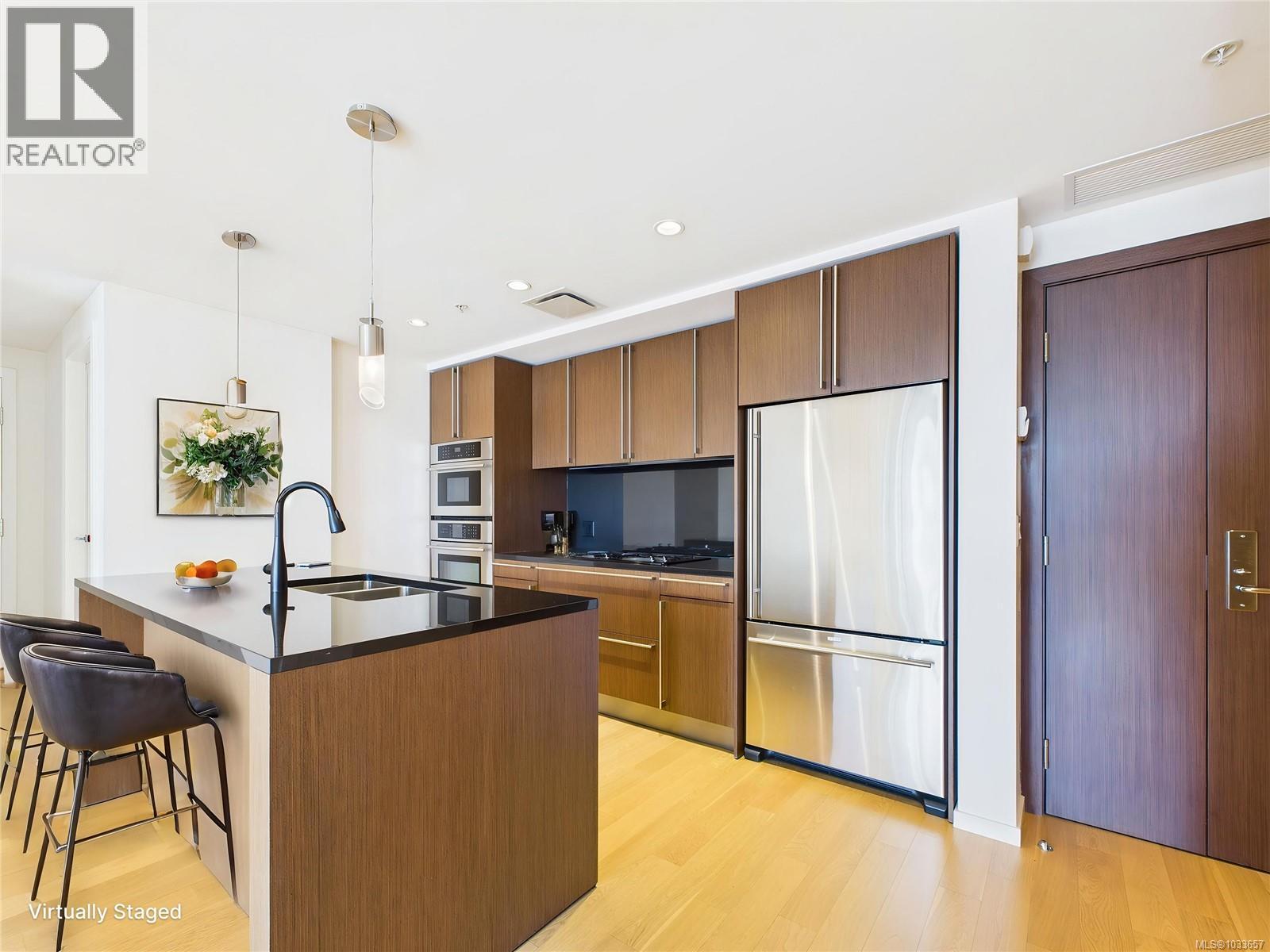 #208 100 Saghalie Rd - 6