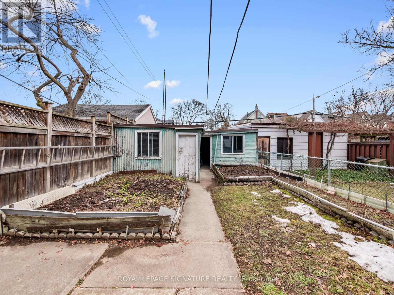 45 EATON AVENUE - 34