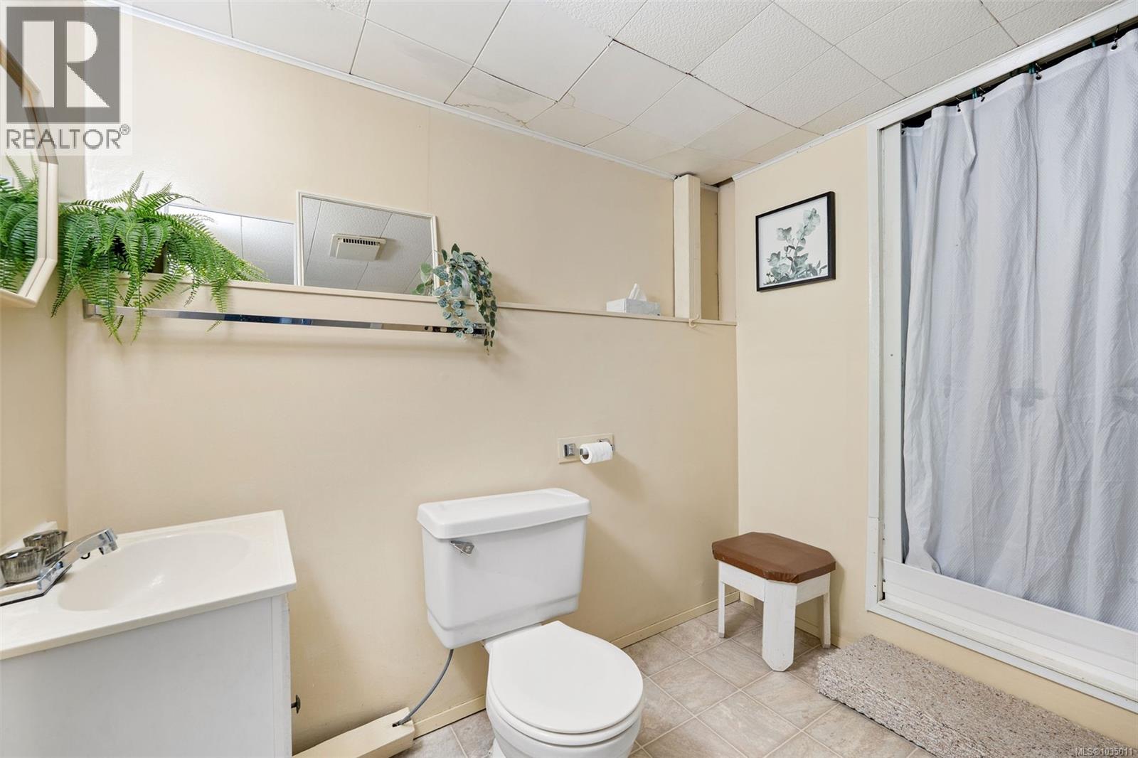 244 Tahoe Ave - 36