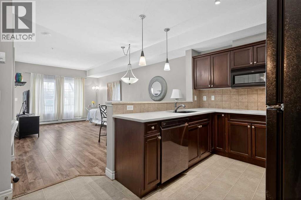 #104 60 Royal Oak Plaza NW - 8