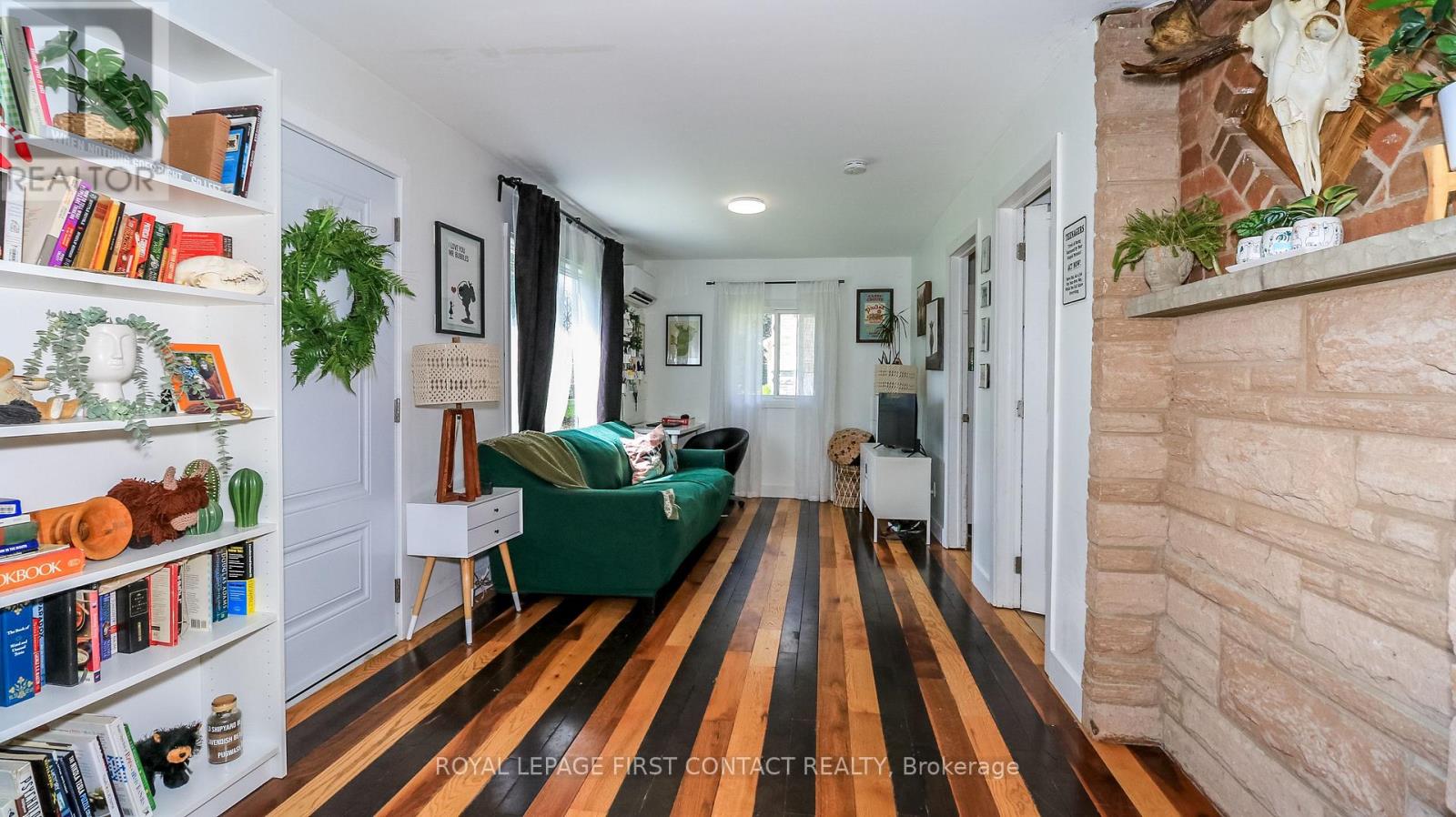 8332 MAIN STREET - 18
