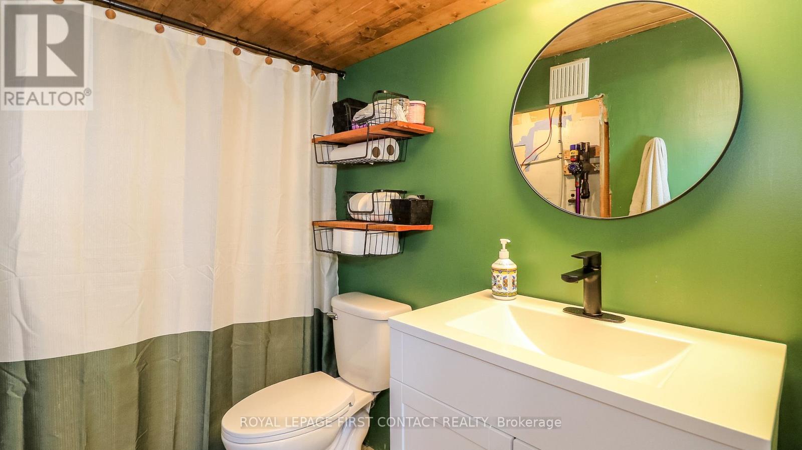 8332 MAIN STREET - 27
