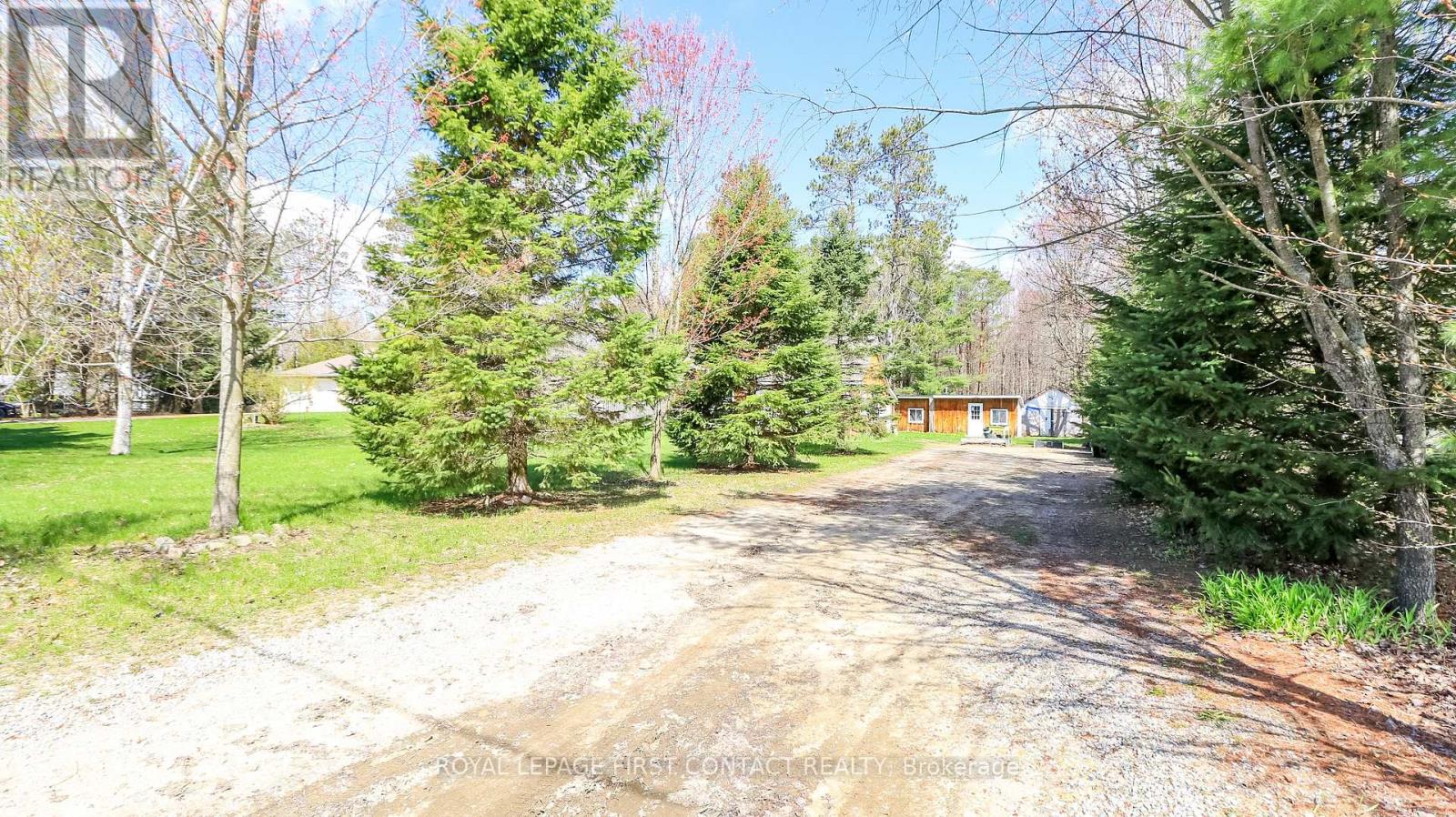 8332 MAIN STREET - 32