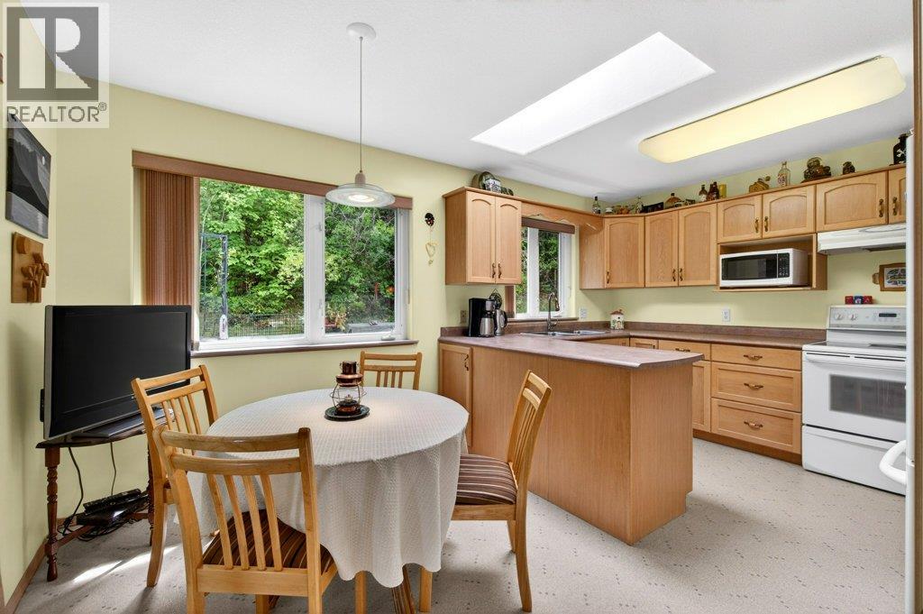  416 27 Street Southeast, Salmon Arm