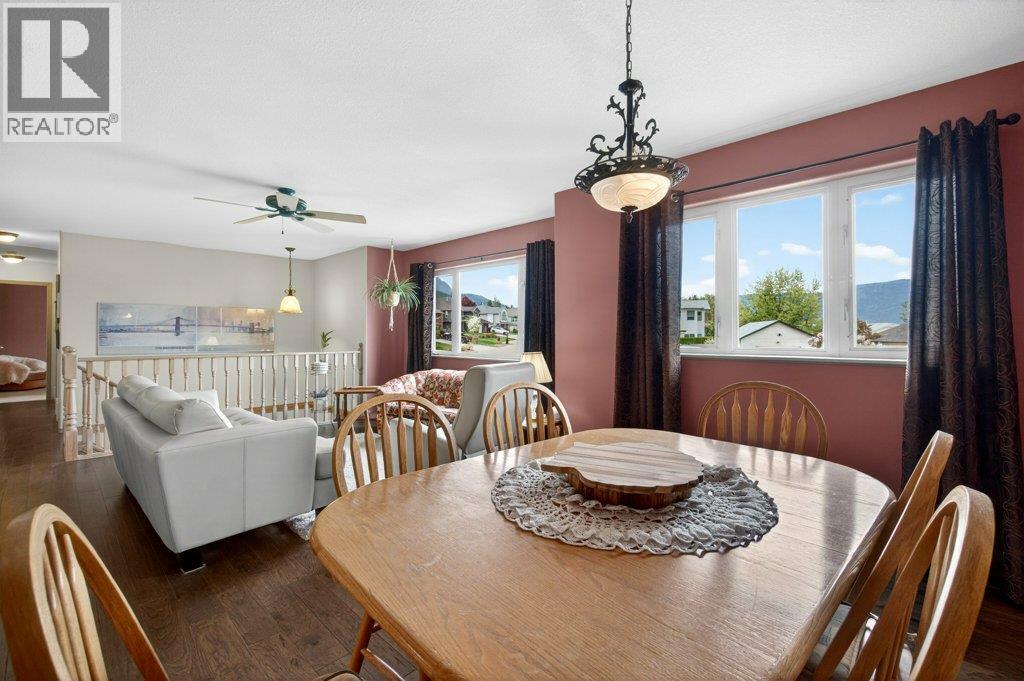  416 27 Street Southeast, Salmon Arm