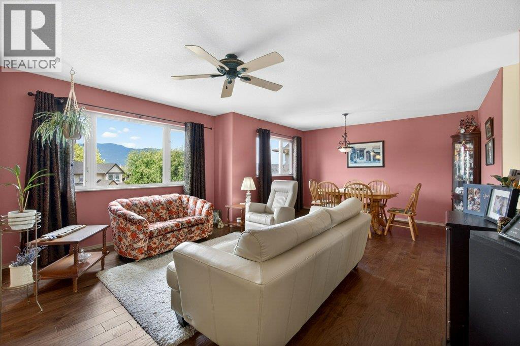 416 27 Street SE - 20