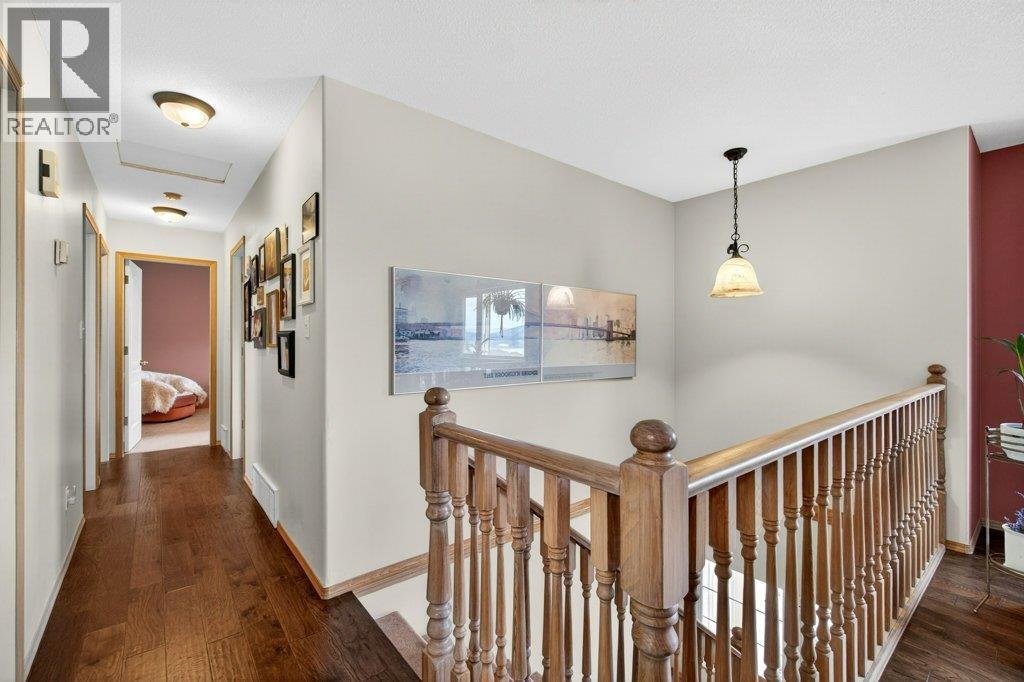 416 27 Street SE - 23