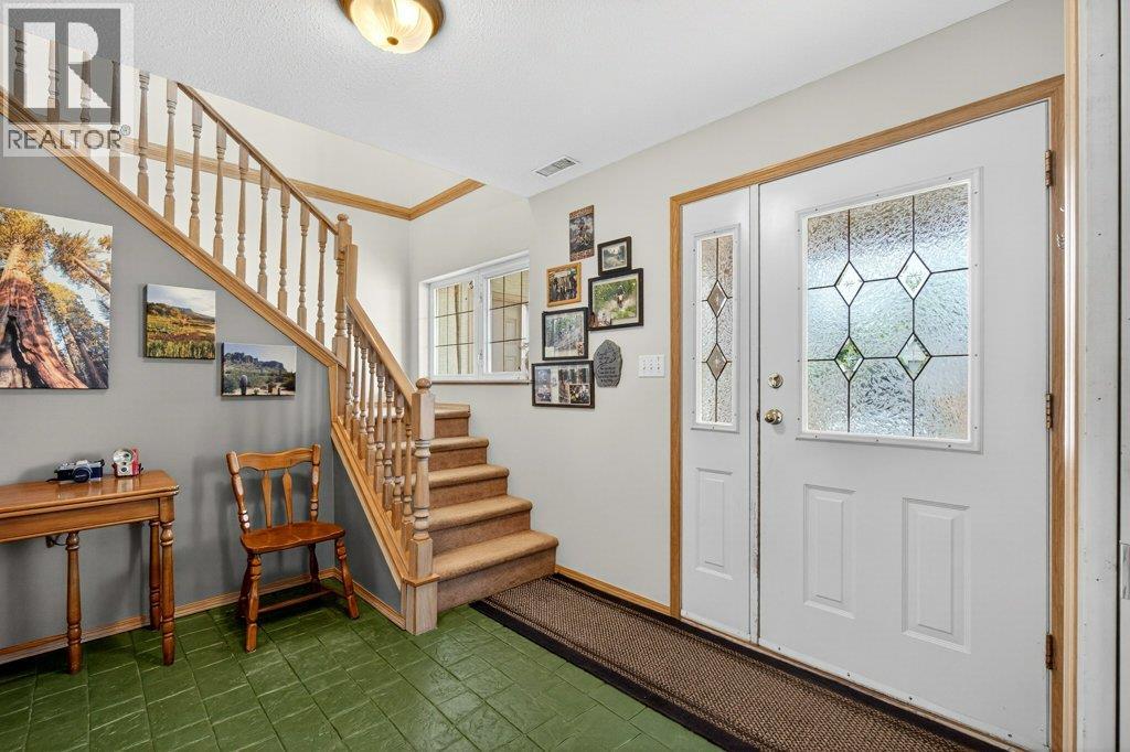 416 27 Street SE - 3
